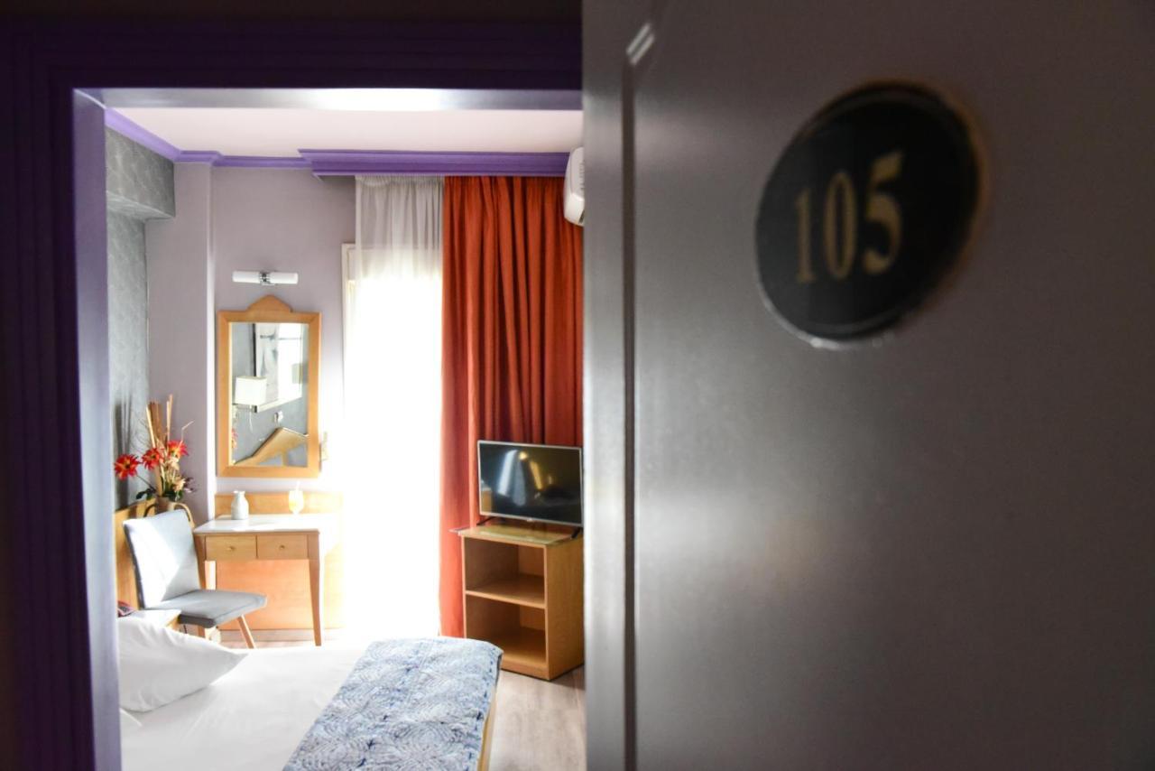Eva Hotel Pire Dış mekan fotoğraf
