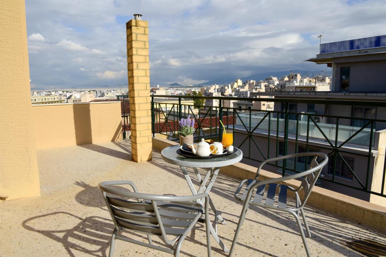 Eva Hotel Pire Dış mekan fotoğraf